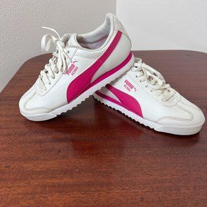 Puma Roma Basic Sneakers - Size 4 youth (US)
